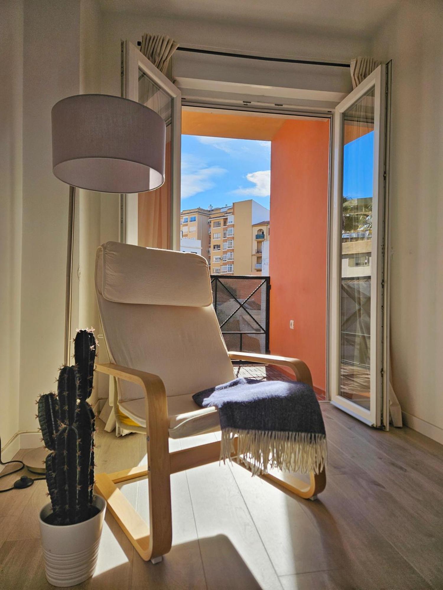 Apartamento Plaza Capuchinos Apartment Malaga Exterior photo
